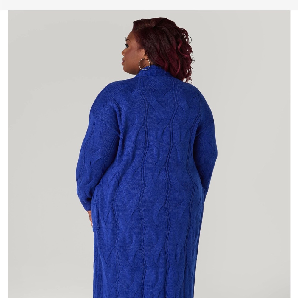 Women's Tan Cable Knit Sweater